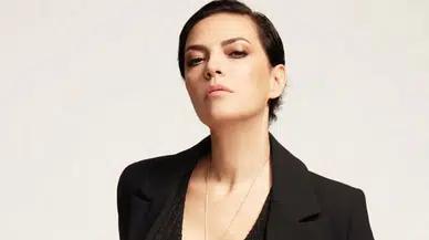 Yeşim Salkım, “Mağaranıza dönün” sözleri için 10 yıl sonra özür diledi