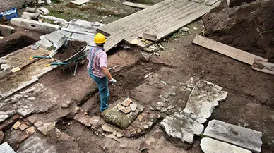 Polonya’da 5.500 yıllık “piramit mezarlar” keşfedildi