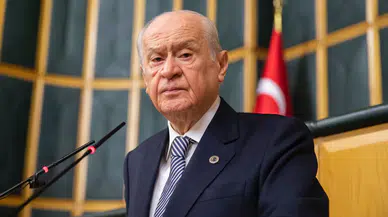 İsmail Saymaz: Bahçeli, MHP milletvekillerine “Cumhurbaşkanının iki yardımcısı biri Kürt biri Alevi olsun” dedi