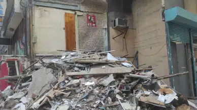 Beyoğlu'ndaki patlamanın verdiği hasar gün ağarınca ortaya çıktı