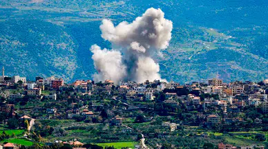 İsrail Lübnan'ın doğusuna hava saldırıları gerçekleştirdi