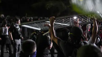 Saraçhane'deki mitingde gözaltına alınan 34 kişi adliyeye sevk edildi