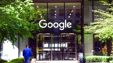 Google, medya kuruluşlarıyla masaya oturuyor