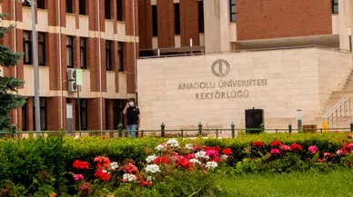 Anadolu Üniversitesi'nde İktisat ve İşletme fakülteleri kapatıldı