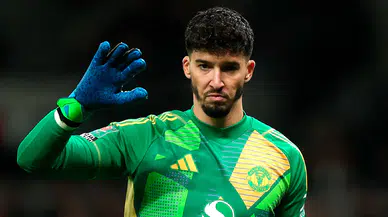 Altay Bayındır'ın Manchester United'daki geleceği yakın zamanda şekillenebilir