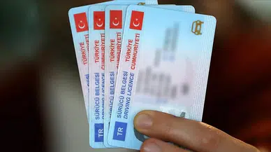 Eski tip ehliyetleri yenilemek için son 3 gün: Ücret 15 TL’den 7.438 TL’ye çıkacak