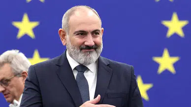 Rusya Ermenileri Birliği Başkanı Abramyan, Ermenistan Başbakanı Paşinyan’I istifaya davet etti