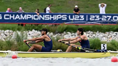 Türk kürek tarihinde altın haftasonu “Üç Dünya Şampiyonluğu”