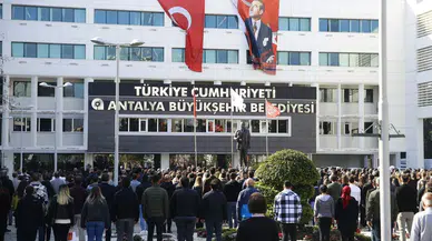 Antalya Büyükşehir Belediyesi soruşturmasında 3 yeni gözaltı