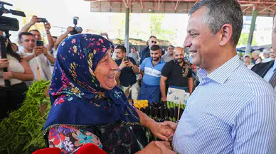 Özgür Özel pazarda: Geçim derdi her yerde, değişim sandıkta olacak