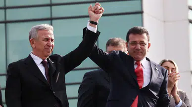 Mansur Yavaş’tan Ekrem İmamoğlu yorumu: “Bu durumda adaylıktan söz etmem ayıptır, terbiyesizliktir”