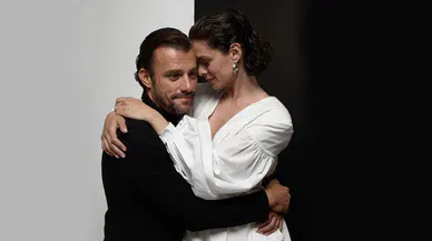 Özge Özpirinçci ve Salih Bademci bir kez daha aynı dizide başrolü paylaşacaklar