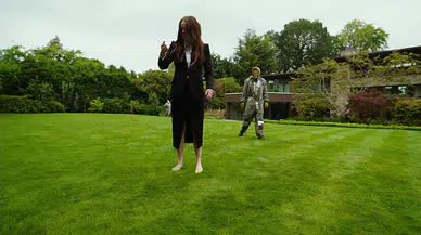 Yorgos Lanthimos’un yeni iddialı yapımı Bugonia’dan fragman yayınlandı