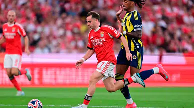 Hakkında Fenerbahçe'ye transfer olacak söylentileri çıkan Kerem Aktürkoğlu antrenmanda sakatlandı