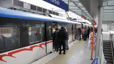 İZBAN seferleri yeniden başladı