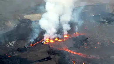 Hawaii'deki Kilauea Yanardağı tekrar lav püskürttü