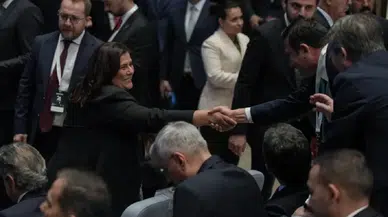 Özlem Çerçioğlu AK Parti'de: Alnım ak