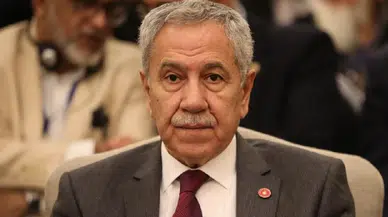 Bülent Arınç’tan Diyanet hutbesine destek: Laikliğe aykırı değil, görevini yapıyor