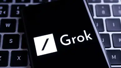 Grok’taki “paylaş” özelliği gizliliği tehdit ediyor: 370 bin sohbet Google’da