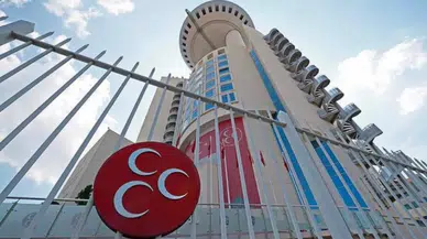 MHP’li iki meclis üyesi partiden istifa etti