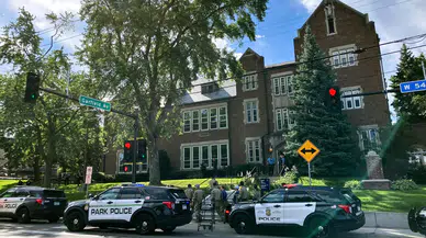 Minneapolis'te gerçekleşen okul saldırısında 2 çocuk öldü