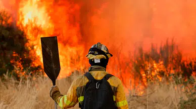 İspanya'da bir yıl önceye kıyasla 10 kat daha fazla orman yangını çıktı