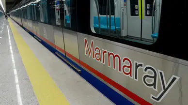 Marmaray’da peş peşe iki intihar: Seferler aksadı