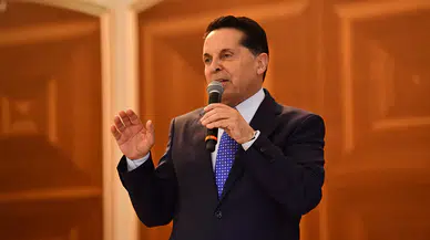 Ahmet Özer, İnan Güney'in tutuklanmasını yorumladı: Bir yandan barış süreci yürütülürken bir yandan da belediye başkanlarını tutuklamak barışa hizmet etmez