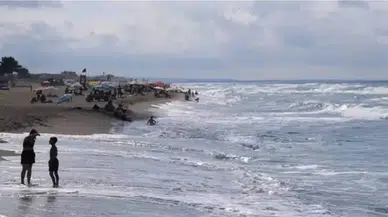 Akçakoca ve Kocaeli sahillerinde denize girmek yasaklandı
