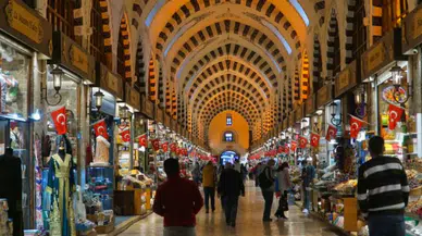 Kapalı Çarşı (Grand Bazaar) nerede ve nasıl gidilir?