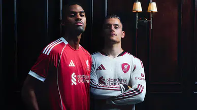 Liverpool yeni sezon formalarını tanıttı: 13 yıl aradan sonra Adidas’la yeniden buluşma