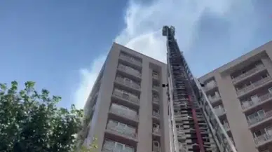 Bağcılar’da 12 katlı binada yangın paniği