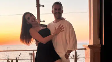 Zuhal Topal’dan eşine denizde doğum günü sürprizi