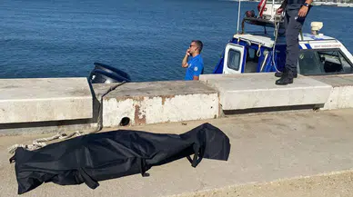 İzmir Bayraklı’da denizde erkek cesedi bulundu