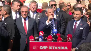 CHP Genel Başkanı Özgür Özel, Taksim'de: "CHP ele geçirilemez"