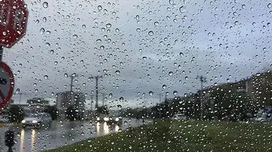 Türkiye’de bu hafta yağış alarmı: Hangi şehirlerde sağanak ve fırtına bekleniyor?