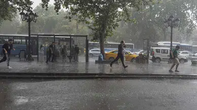 Ankara ve çevresine kuvvetli sağanak alarmı: Sel ve fırtına tehlikesi!