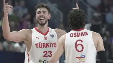 12 Dev Adam, çeyrek final için parkede!