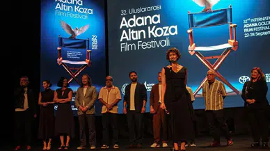 32. Adana Altın Koza Film Festivali’nde büyük coşku: “O da Bir Şey mi” gecenin yıldızı
