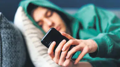 "Ev gençleri"ni üretime kazandırma hedefi: Türkiye’de 18-24 yaş grubunun üçte biri ne çalışıyor ne okuyor