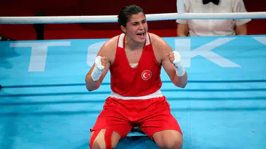 Busenaz Sürmeneli, Dünya Boks Şampiyonası’nda çeyrek finalde!