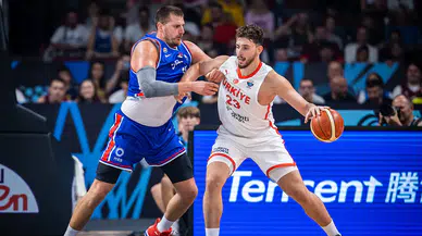 FIBA'dan Alperen Şengün paylaşımı: "Bebek Jokic değil, baba Alperen"