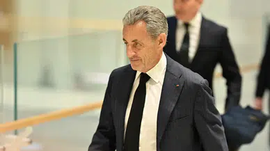 Eski Fransa Cumhurbaşkanı Sarkozy, yolsuzluk ve suç örgütü kurma suçlarını da içeren davada suçlu bulundu