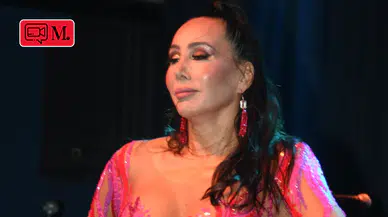 8 yıllık evliliğini bitiren Oryantal Asena sahnelere geri döndü