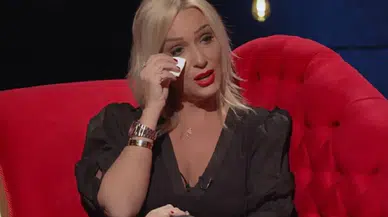 Saba Tümer gözyaşları içinde anlattı: Ciğeri beş para etmeyen insanlar