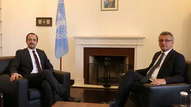 KKTC Cumhurbaşkanı Erhürman ve Rum lider Hristodoulidis ara bölgede buluştu
