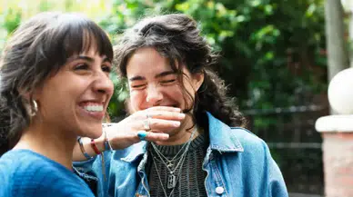 Sessiz ve ciddi bir ortamda gelen kahkahanın bilimsel nedeni belli oldu