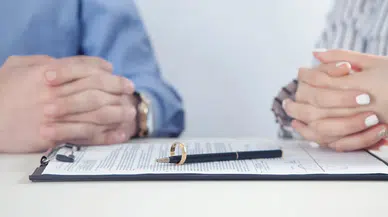 Evlenen çift sayısı azaldı, boşanmalar zirveye çıktı