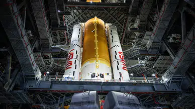 NASA'nın ay yolculuğuna helyum freni: Dev roket sessizce hangara döndü