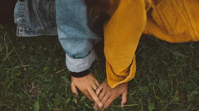 Şüpheci tavırların dildeki ipuçları: Güven sorunu hangi sözlerle kendini gösteriyor?